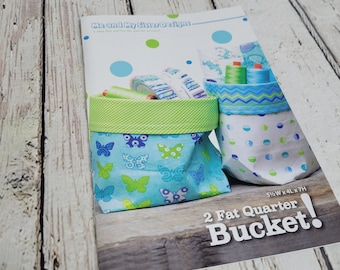 2 Fat Quarter Bucket Sewing Book  |  Easy fat quarter projects