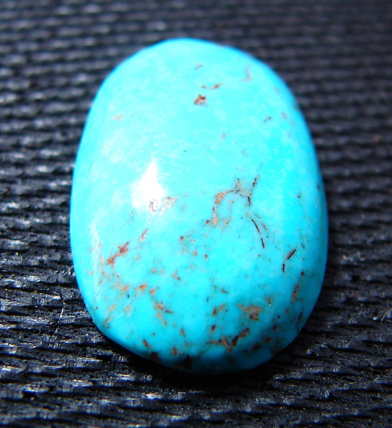Natural New Bisbee Oval Cab 25.95 mm x 15.95 mm x 5.56 mm Not Treated 18.80 ct
