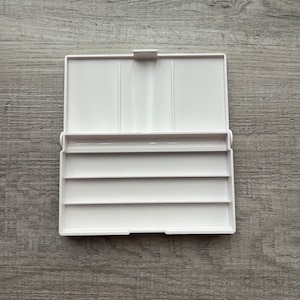 Paint Palette - Travel Paint Palette - Empty Paint palette - Mini Palette - Travel Portable Painting Supplies - wells