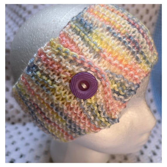 Pastel Knit Headband: Hand-knitted Ear Warmer With Purple  display picture 2