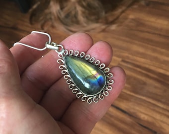 SALE: Beautiful Teardrop Fire Blue-Multi Color Labradorite Pendant Necklace - Blue Labradorite - Teardrop Labradorite Pendant Necklace