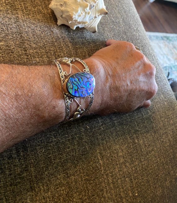 Beautiful Abalone Shell Bangle Cuff Bracelet - Vi… - image 8