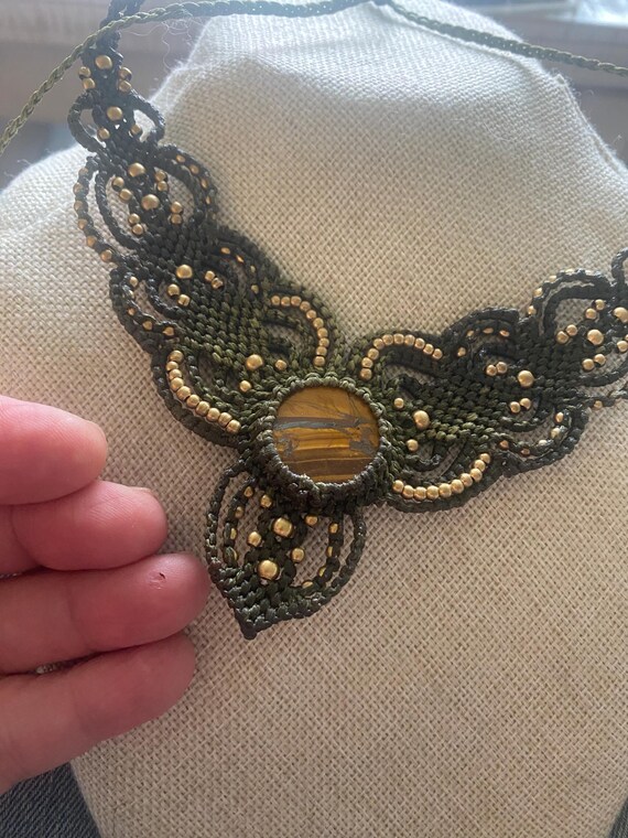 SALE: Unique Handmade Avocado Wings Macrame Tiger… - image 5