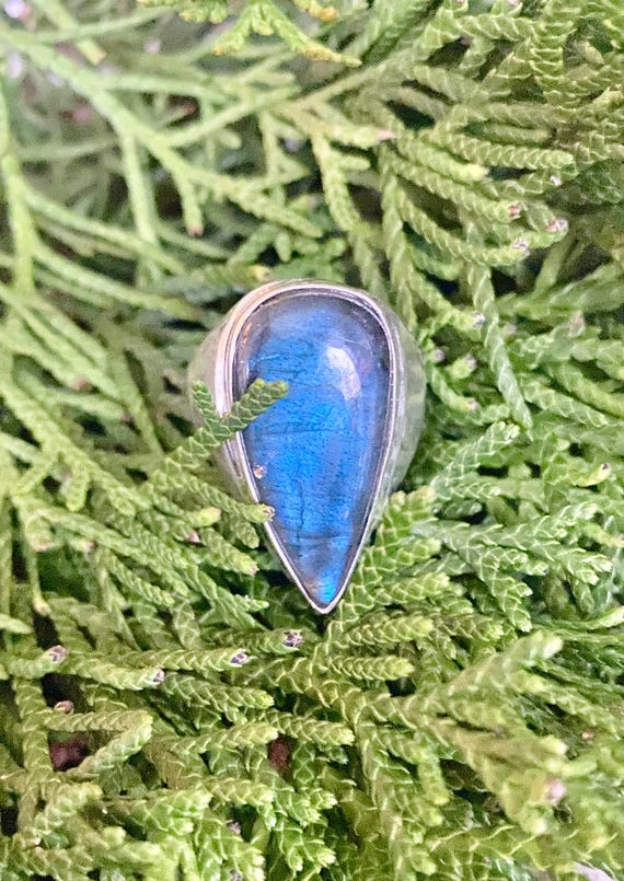 Vintage Antique Blue Labradorite Ring - Blue Teardrop Labradorite Ring -Antique Labradorite Ring - Blue Labradorite Ring Size 8