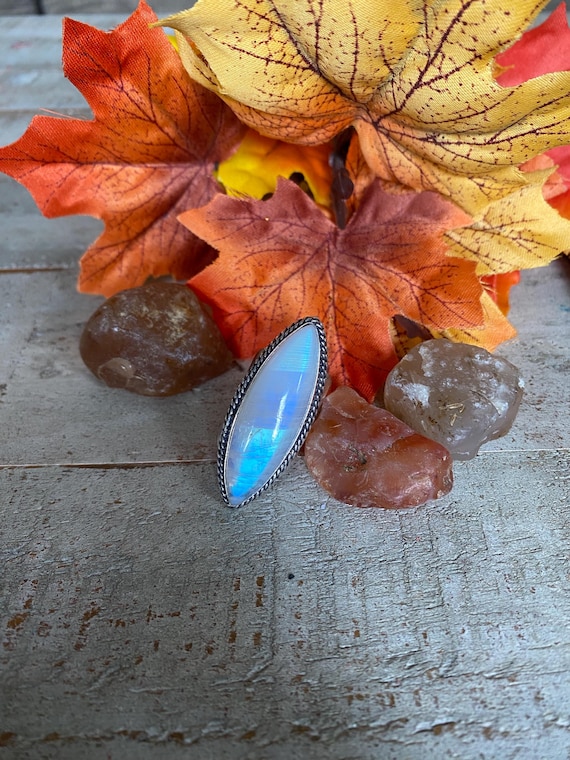 Beautiful Long Football Shaped Vintage Rainbow Moonstone Ring - Rainbow Moonstone Ring - Rainbow Moonstone Ring Moonstone Ring Size 6.5