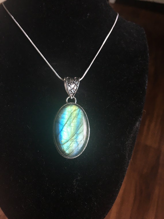 Labradorite SALE: Labradorite Pendant-Labradorite 