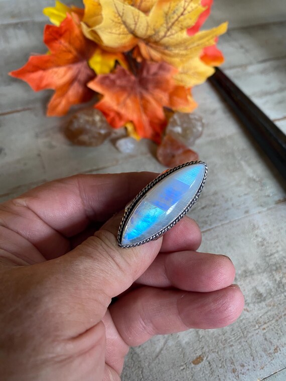 Beautiful Long Football Shaped Vintage Rainbow Moonstone Ring - Rainbow Moonstone Ring - Rainbow Moonstone Ring  Moonstone Ring Size 6.5 View 2