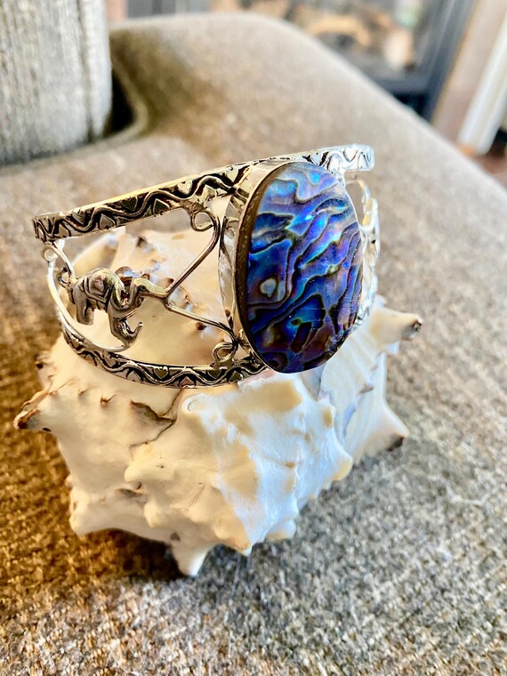 Beautiful Abalone Shell Bangle Cuff Bracelet - Vi… - image 4