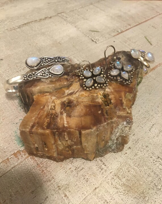 MOONSTONE SALE: 2 Rainbow Moonstone Bracelet + 2 R