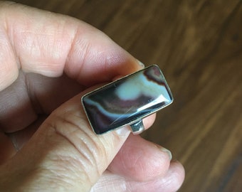 Multi-Color Botswana Agate Ring (Plum, Espresso, Cream)  - Unique Colorful Agate Rectangle Ring - Vintage Botswana Agate Ring Size 7.25