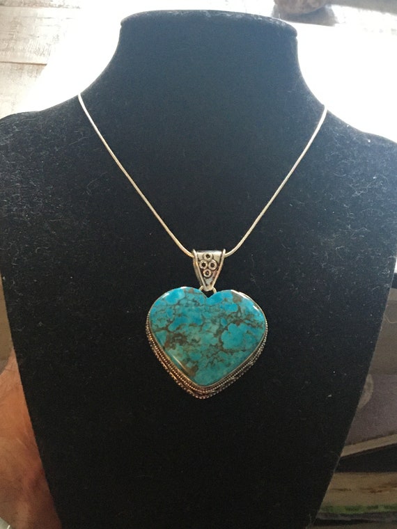 Heart Shaped Vintage Turquoise Pendant Necklace -… - image 5