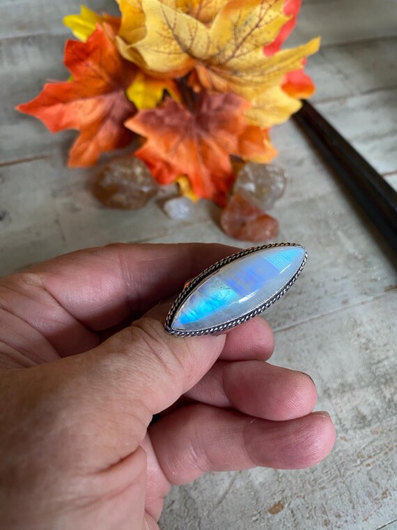 Beautiful Long Football Shaped Vintage Rainbow Moonstone Ring - Rainbow Moonstone Ring - Rainbow Moonstone Ring  Moonstone Ring Size 6.5 View 3