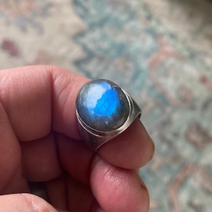 Gorgeous Blue Labradorite Ring -Deep Blue Vintage Labradorite Sterling Silver Plated Ring - Labradorite Ring Size 8.5