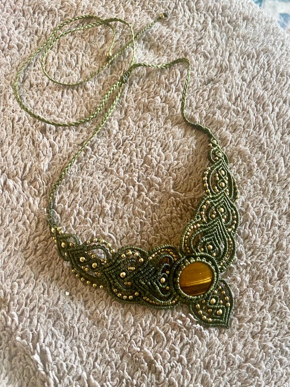 SALE: Unique Handmade Avocado Wings Macrame Tiger… - image 7