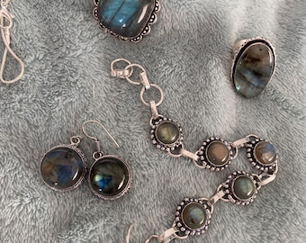 Conjunto de joyas de labradorita: collar, pulsera, anillo y pendientes de plata de ley