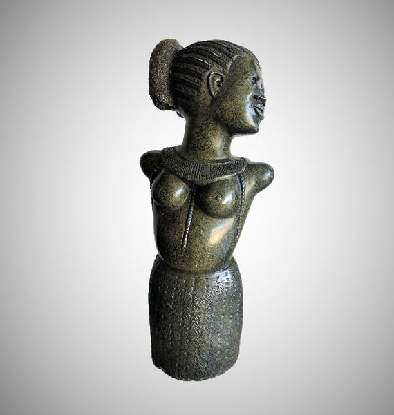 ＊　アフリカ　ショナ彫刻　＊ 本物のアフリカ美術、ショナ族の彫刻、存在感のある女性、ジンバブエの