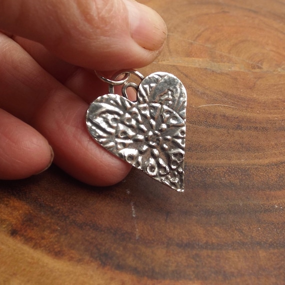 Romantic Sterling Silver Heart Pendant With Raised Pattern