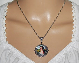 Nostalgic pendant Empress Sissi medallion women portrait jewelry pendant