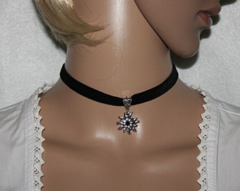 Schwarzer Choker mit Anhänger / Edelweiß Anhänger /  Edelweiß Blume  / Choker mit Edelweiß / Halskette Damen / Kette mit Anhänger / Geschenk