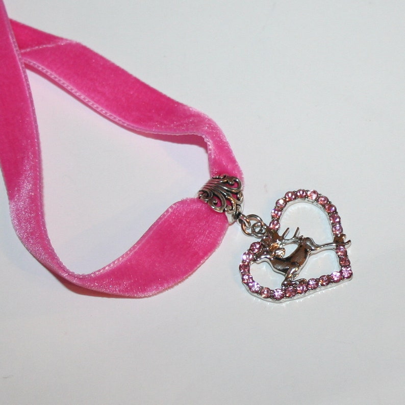 with Zirkonaheart and deer pink color Dirndl velvet choker