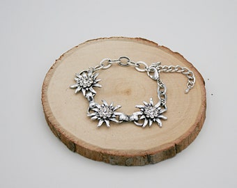Traditional bracelet, flower jewelry, rhinestones, bracelet / women's bracelet / bridal jewelry / mountain flowers, charm bracelet
