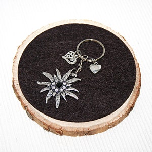 83 Keychain with edelweiss, key ring, keychain, bag pendant, gift for mom, handmade image 1