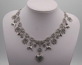 Herz Kette mit vielen Charms / Blumenschmuck / Edelweiss und Herz / Dirndl Halskette / Trachtenhochzeit / Geschenk
