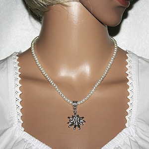 Pearl necklace, flower pendant. Edelweiss flowers, Edelweiss jewelry, traditional jewelry, women&#39;s necklace, flower girl,