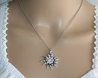 Halskette mit Edelweiss , Trachtenschmuck , Blumenkette , Bergblumen Schmuck , Edelweissblüten , Damen Halskette , Geschenk