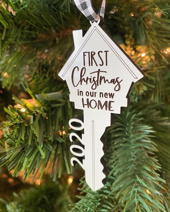 Realtor Ornament, Wooden Home Decor, Hand Painted, Christmas Gift, Home Decor