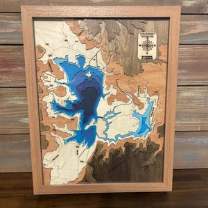Impresionante mapa topográfico 3D cortado con láser del Embalse de la Fresa