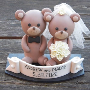 Woodland Wedding Cake Topper, Wedding Cake Topper Figurine, Animal Cake Topper per il matrimonio, Personalizzato Animale Orso Coppia Cake Topper Regalo