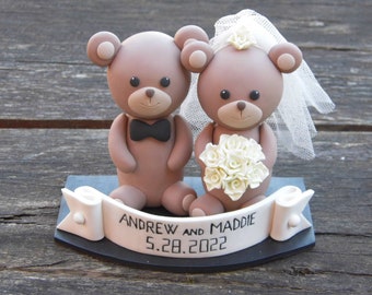Woodland Wedding Cake Topper, Wedding Cake Topper Figurine, Animal Cake Topper For Wedding, Personalized Animal Bear Couple Cake Topper Gift