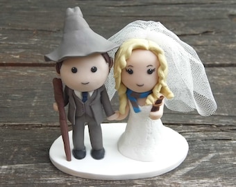 Personalized bride and groom wedding cake topper, Wedding cake figures, Bride groom figurines topper, Personalized wedding gift for couple
