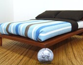 Casa de muñecas muebles modernos azul marrón blanco raya reina cama 1:12 escala