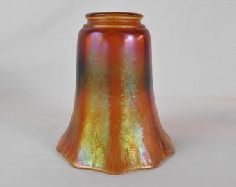 Antique Iridescent Glass Aurene Gold Crackle Ribbon Edge Petal Shade Manner of Steuben or Quezal