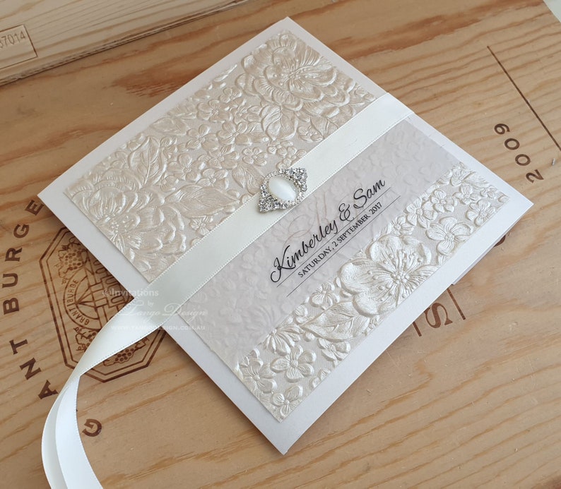 NEW 10 BOW Rhinestone Crystal Wedding Invitation Buckle