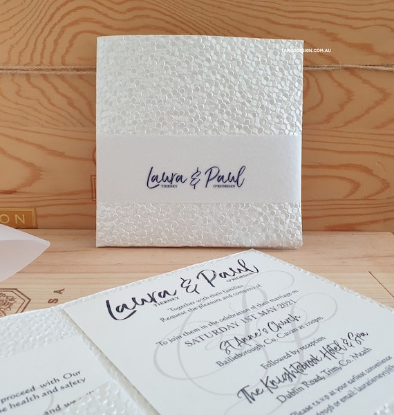 All-in-one Pocket Wedding Invitations and RSVP. Pocket Wedding invitations etsy design. Wedding invitation set. Wedding invitation pack. Il_570xn