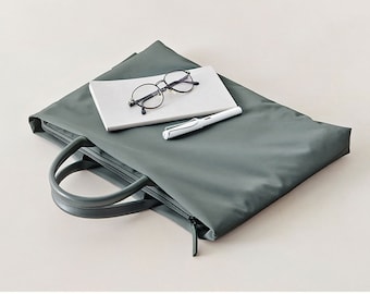 minimal laptop bag