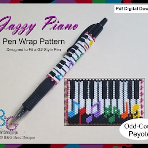 Könnte beinhalten: Ein schwarzes und weißes Perlen-Stift-Wickelmuster mit bunten Musiknoten. Das Muster ist für einen G2-Stift konzipiert. Das Muster heißt "Jazzy Piano" und ist ein ungeradzahliger Peyote-Stich.