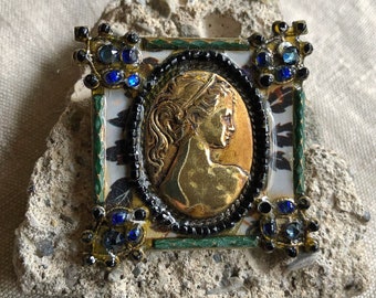 Amazing Adaya vintage Austrian Crystal Czech Glass Enamel handcrafted in Israel signed Artisan Brooch