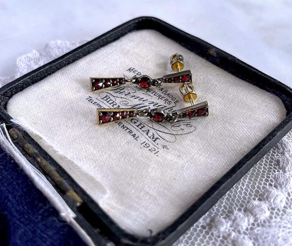 Rare antique Bohemian Rose Cut Garnet Gold Plated 710 Silver Biedermeier screw thread Earrings