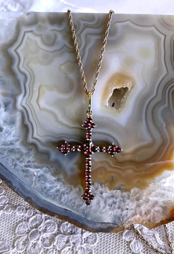 Antique Granat Turnov Czechoslovakia 900 Silver Vermeil Rose Cut Pyrope Garnet Cross Pendant Necklace