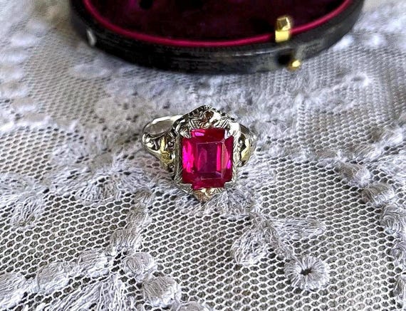 Antique Art Deco 10K Gold Simulated Ruby Cocktail Ring, Size 6