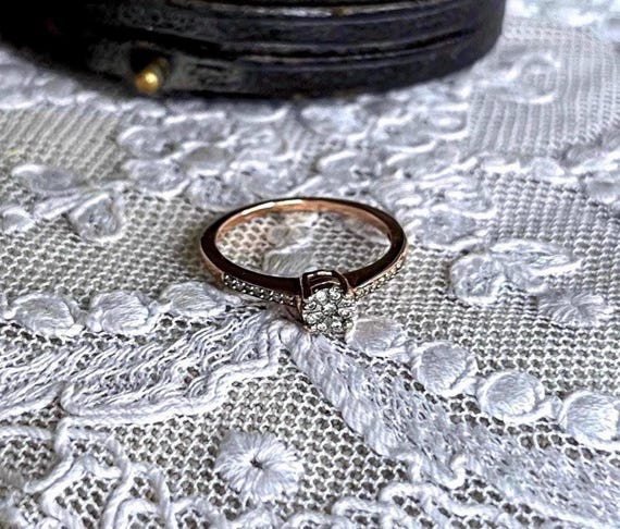 Vintage 10K Rose Gold Moissanite Cluster Engagement Ring - Size 5
