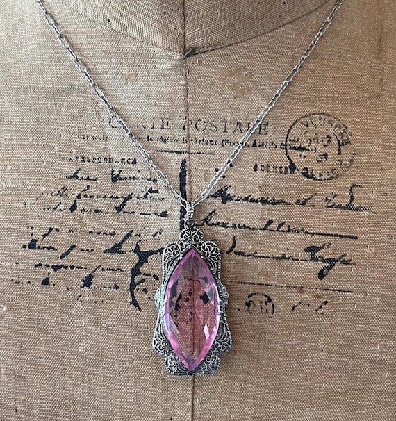 Fine antique Edwardian Belle Epoque 1910s-20s Rhodium Plated Filigree faceted Marquee Cut Pink Paste Stone beautiful Pendant Necklace