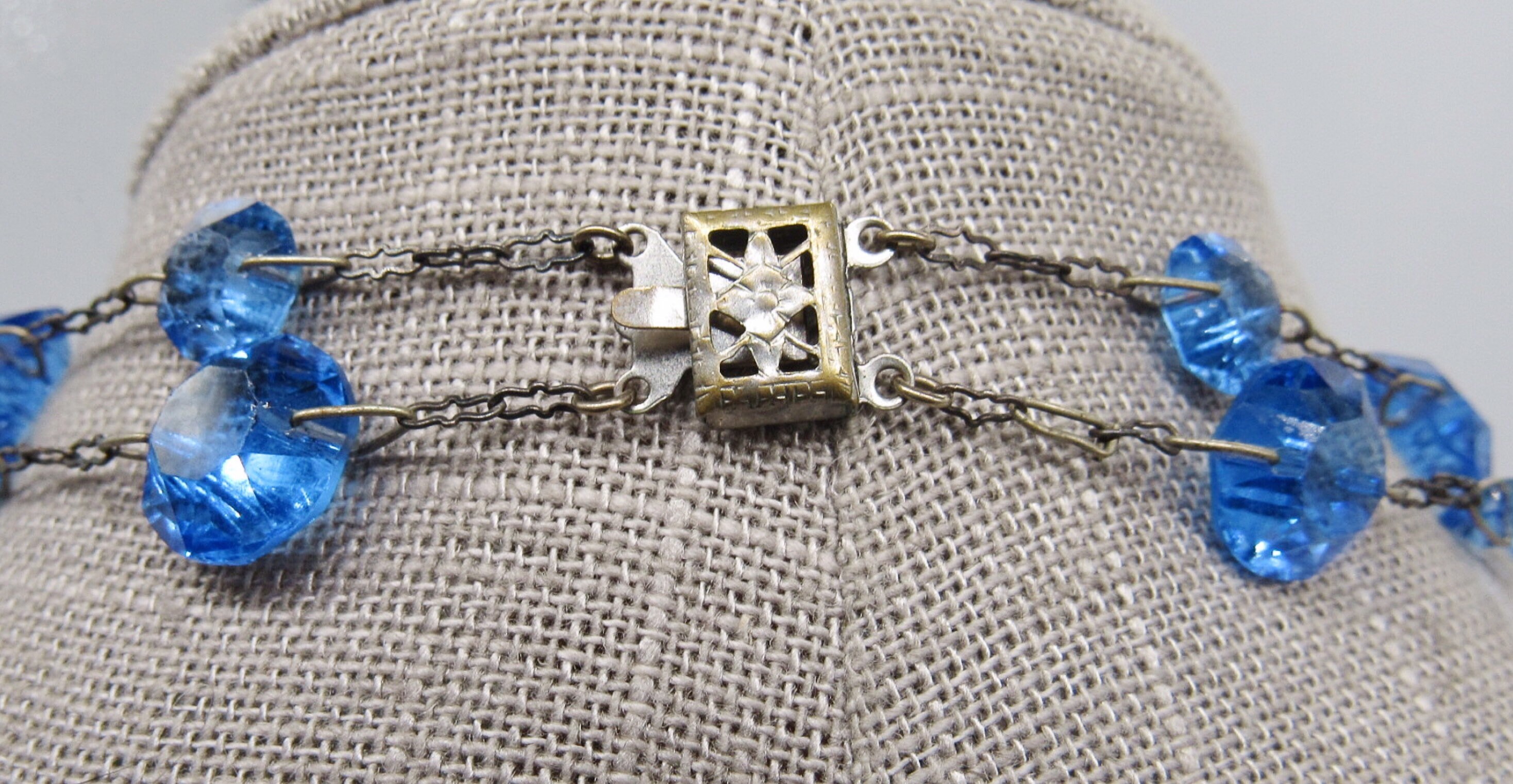 1930s vintage Art Deco antiqued silver tone paper clip chain faceted