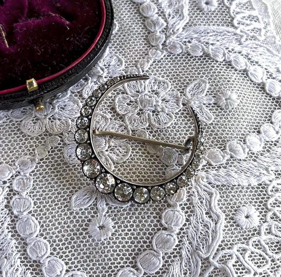 Pristine antique Victorian 900 Silver brilliant faceted Paste stone accented hallmarked Crescent Moon Brooch