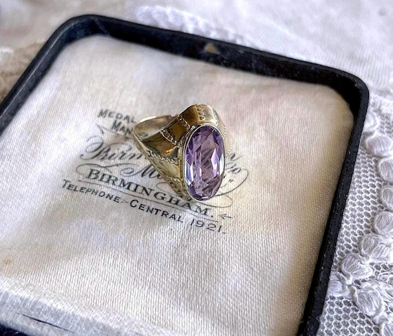 Mid Century Modern 9k Yellow Gold Amethyst Cocktail Ring
