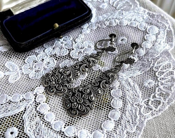 Pristine vintage European Art Deco 935 Silver brilliant faceted Marcasite accented hallmarked Screw Back Drop Earrings